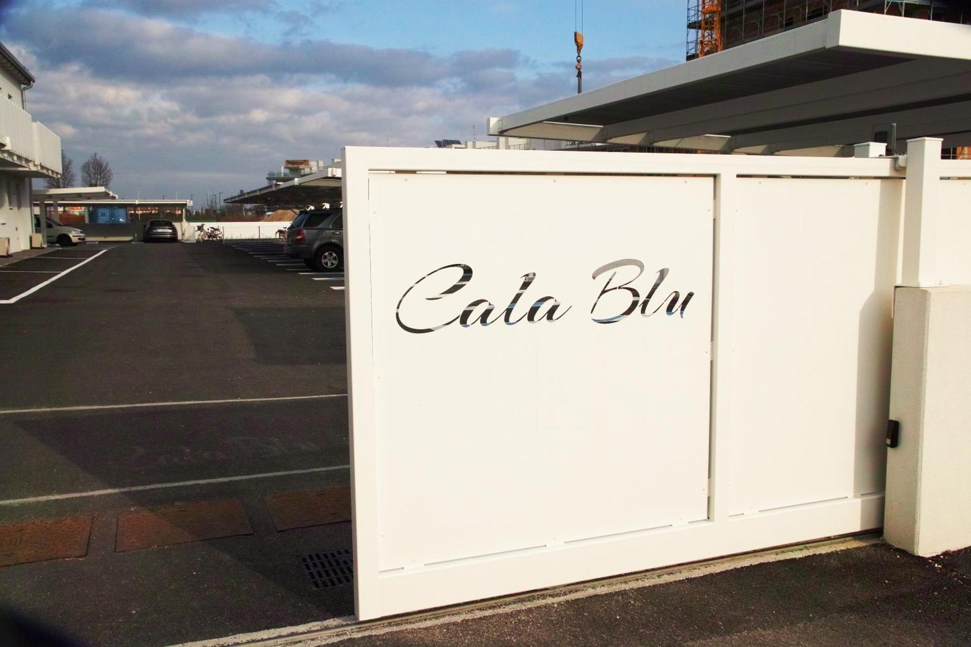 Cala Blu Residence Con Piscina-Centralissimo Lido Di Jesolo Exterior foto