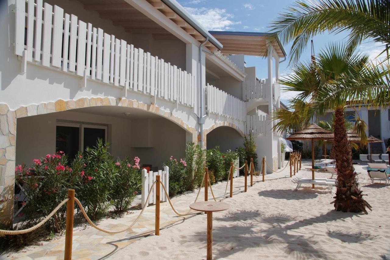 Cala Blu Residence Con Piscina-Centralissimo Lido Di Jesolo Exterior foto